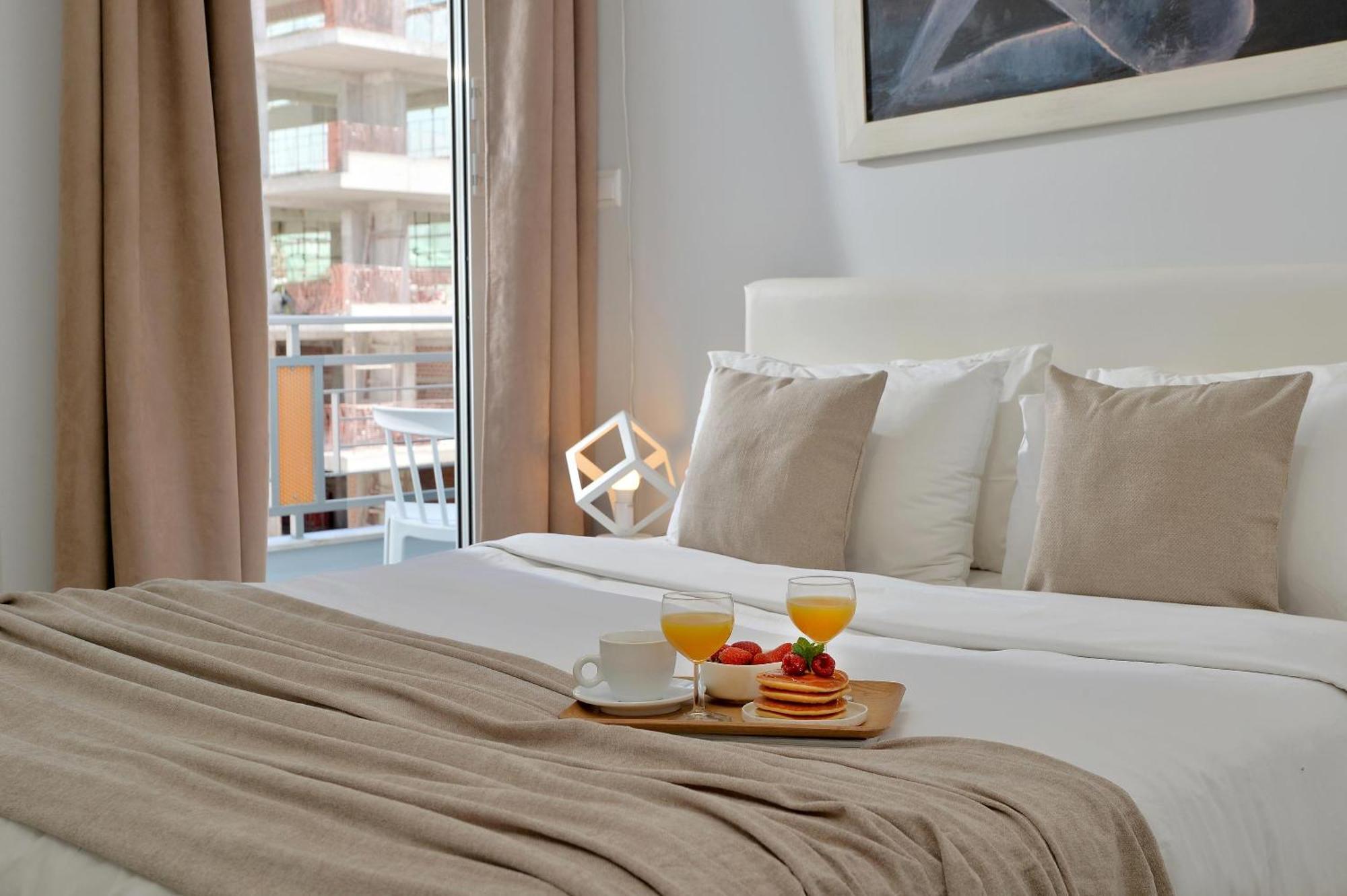 Alekos Apartments 1 Νetflix Athens Room photo
